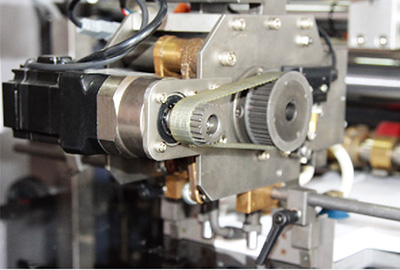 全新同服控製的後吸式麵紙（zhǐ）飛達